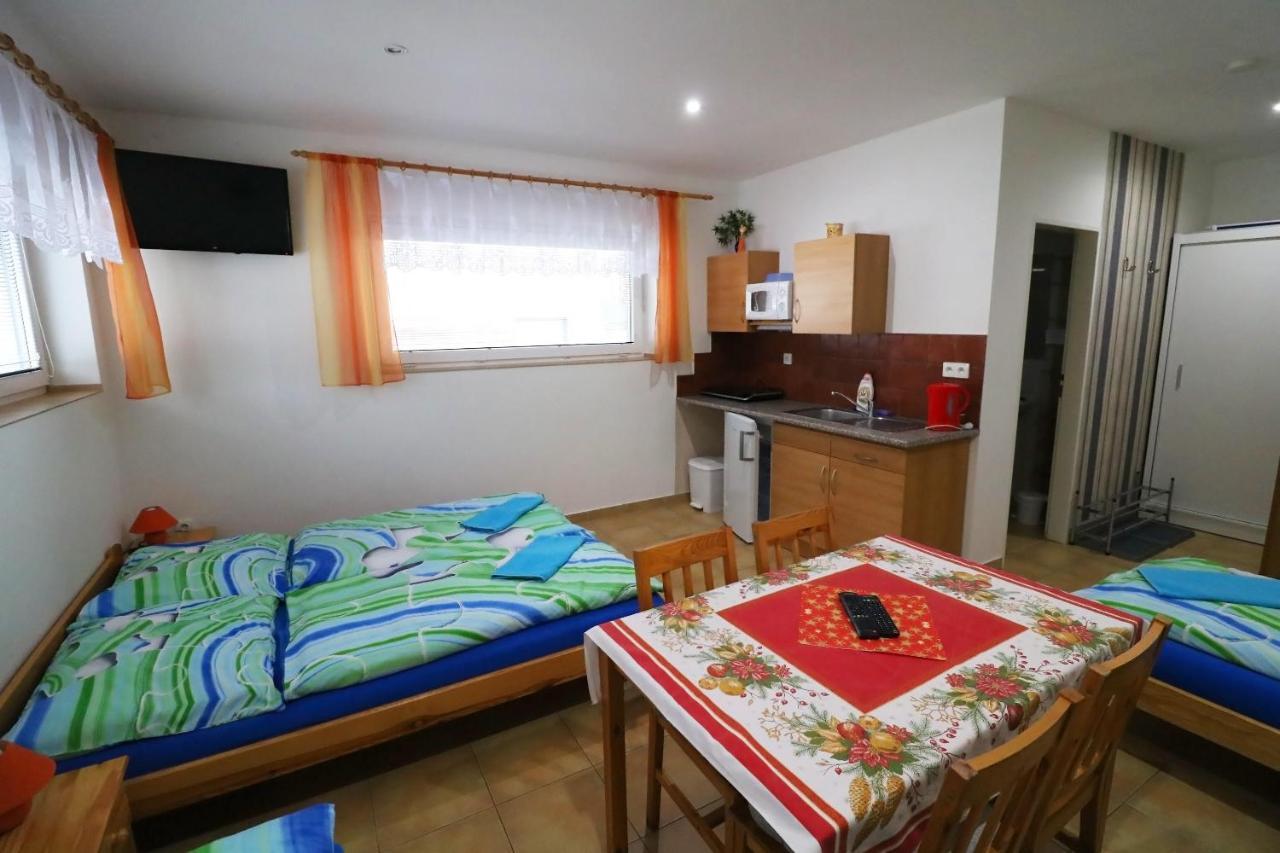 Apartmany Jana Janske Lazne Exterior foto